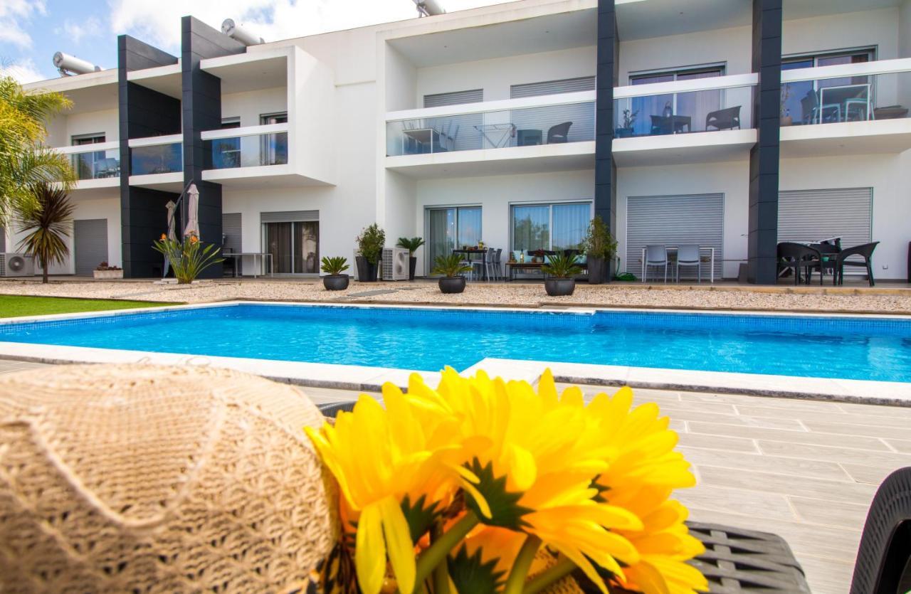 By The Sea, Algarve Apartment Gale  Bagian luar foto